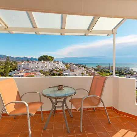 Luxury With Private Pool & Sea Views, ネルハ