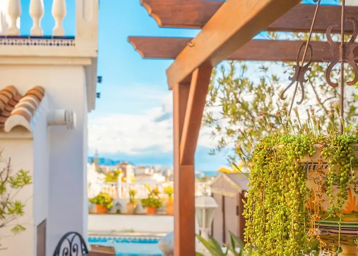 Luxury With Private Pool & Sea Views, *